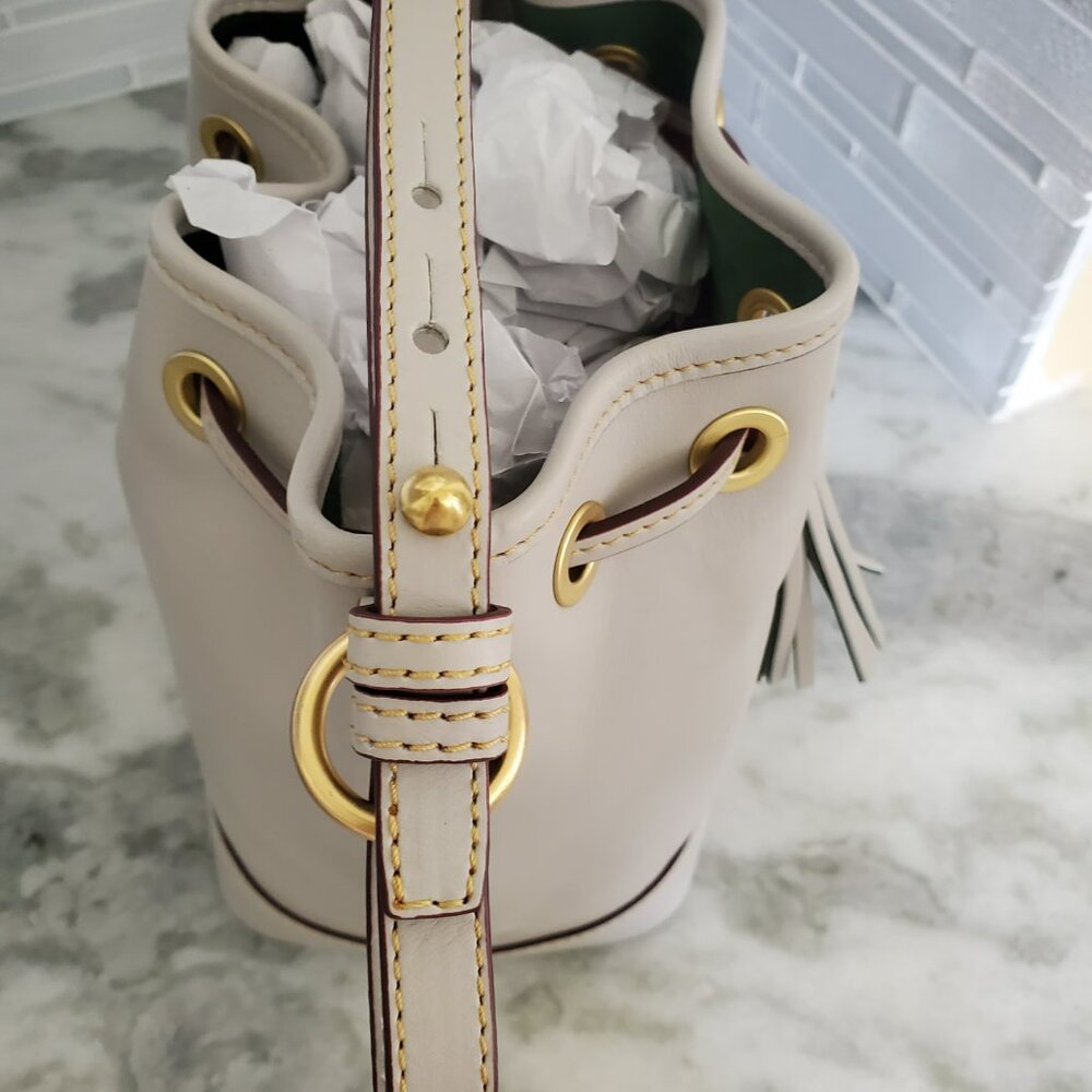 NWT - SET Dooney & Bourke Florentine Small Drawstring & Lg Zip Wristlet Ecru - Picture 10 of 16